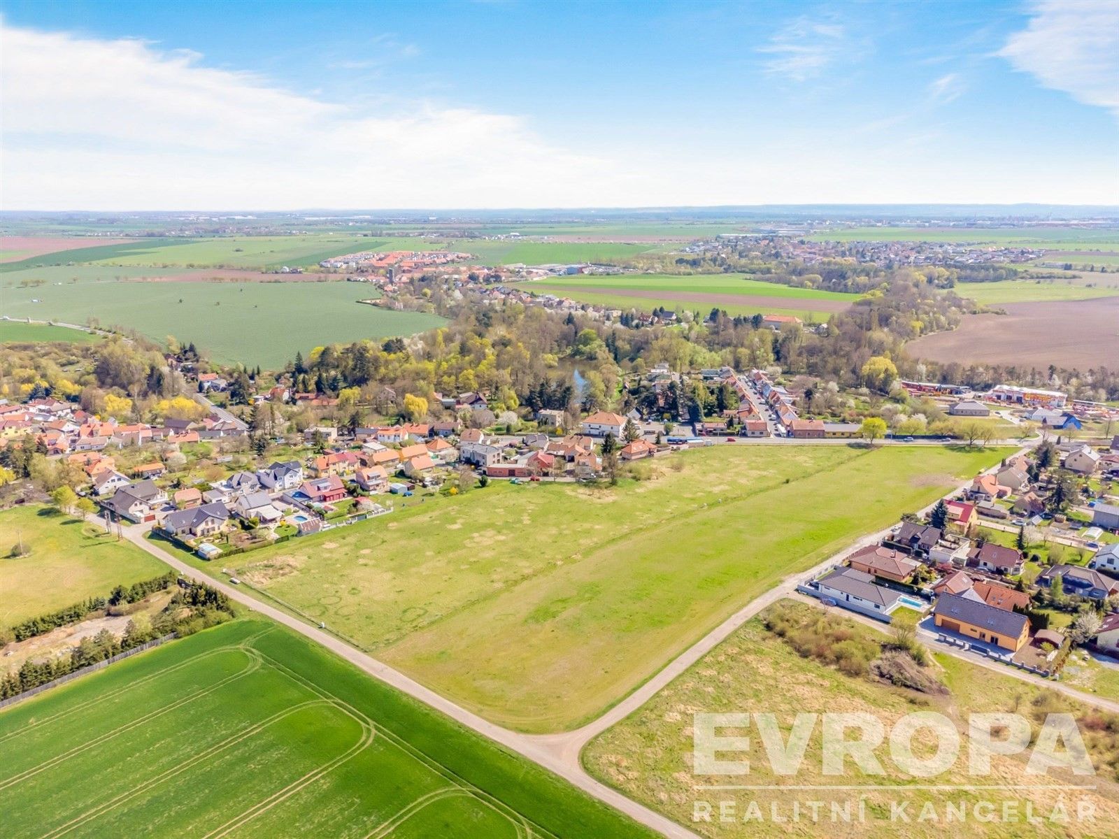 Prodej pozemek pro bydlení - Vinoř, Praha