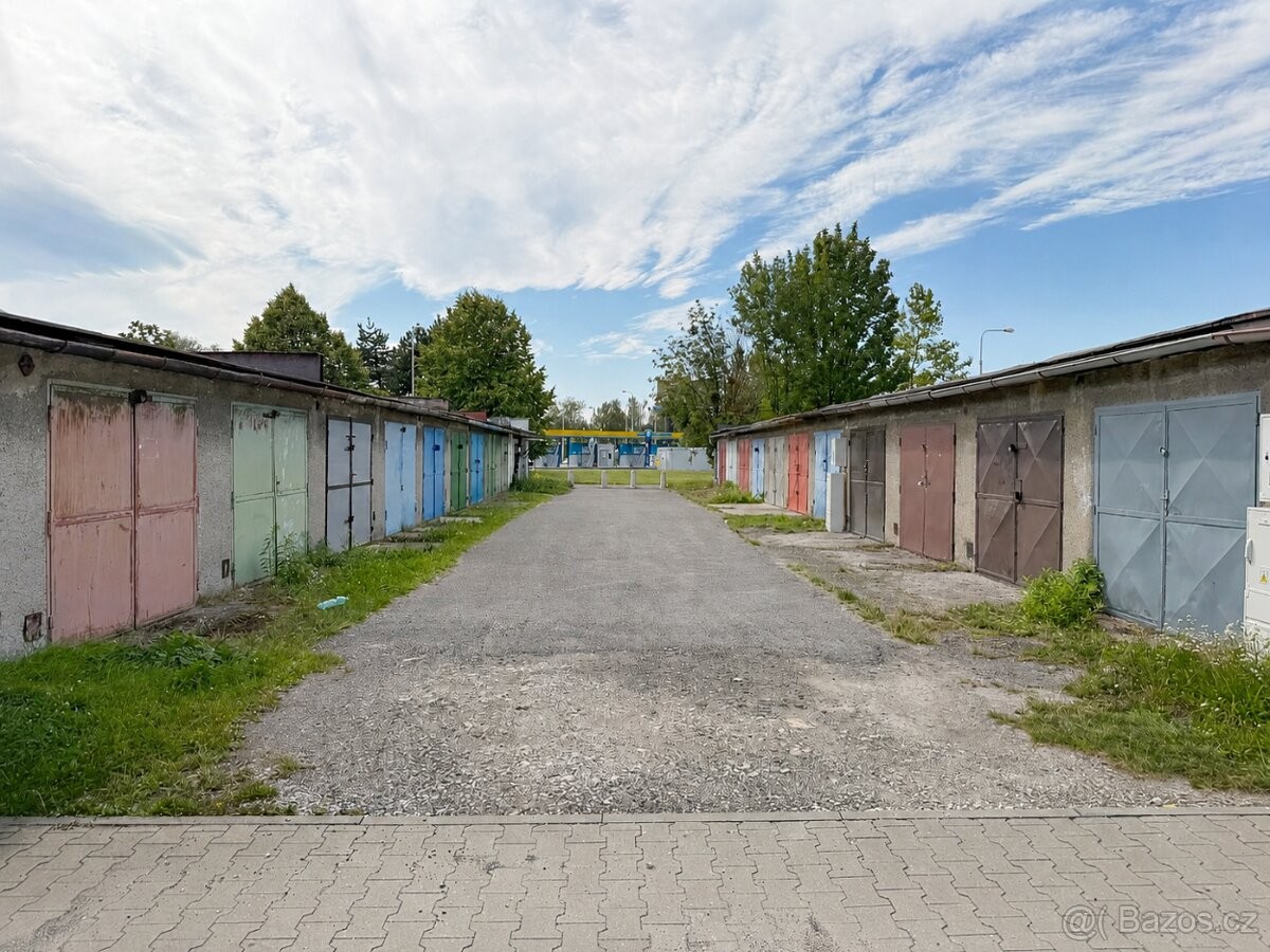 Garáž · Ostrava, 703 00 - 3
