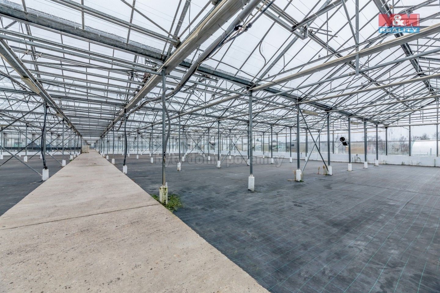 Prodej zemědělský objekt - Přerov nad Labem, 1 400 m²