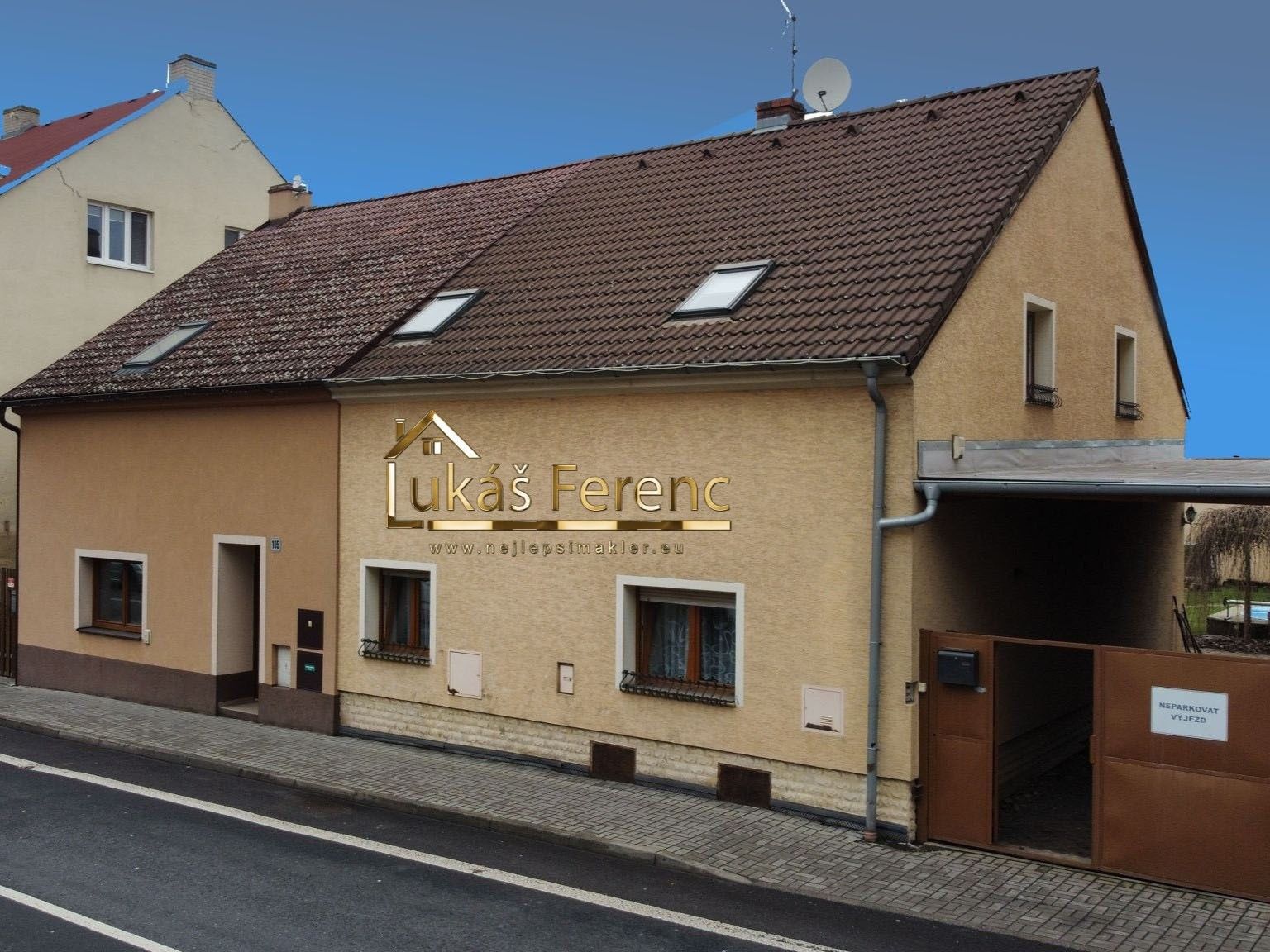 Prodej rodinný dům - Čapkova, Hostomice, 186 m²