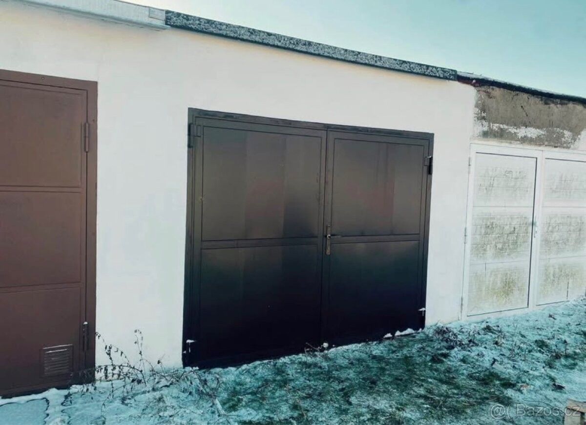 Garáže, Pardubice, 530 06