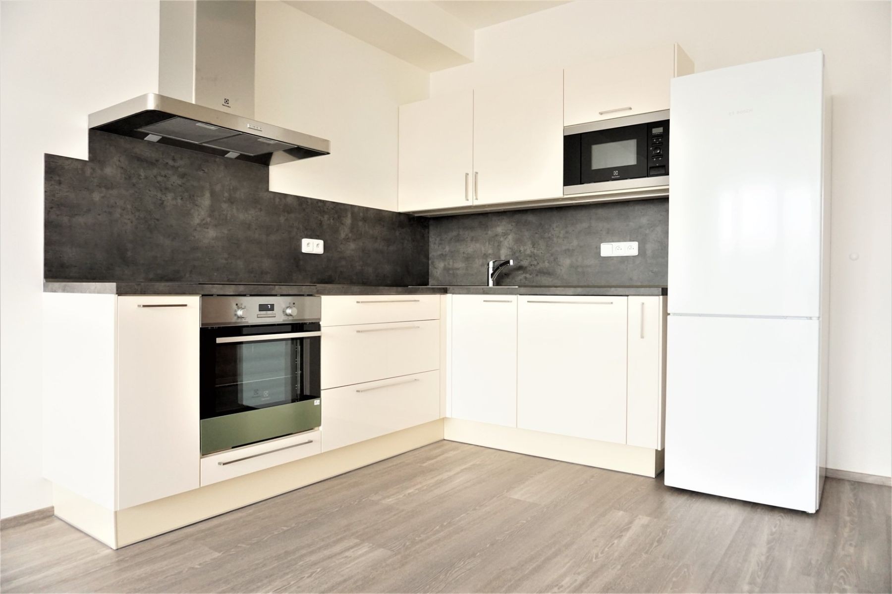Byt 2+kk · 55 m² · Kryšpínova, Praha - Štěrboholy - 4