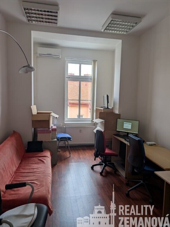 Kancelář · 103 m² · Lublaňská, Praha - 4