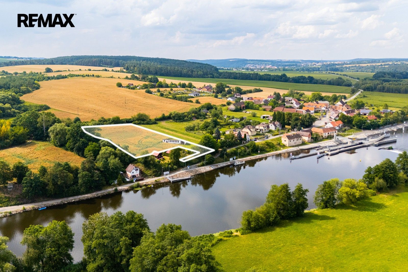 Pozemky pro bydlení, Týn nad Vltavou, 7 737 m² - 2