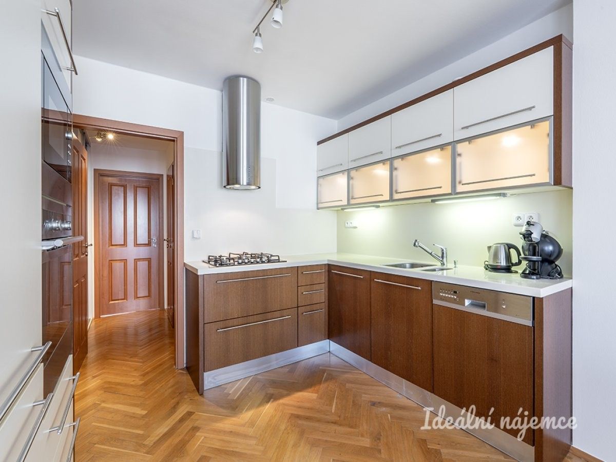 2+kk, Francouzská, Praha, 69 m² - 1
