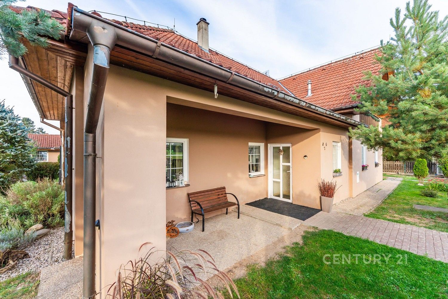 Prodej rodinný dům - V Klících, Hradištko - Rajchardov, okres Praha-západ, 240 m² - 5
