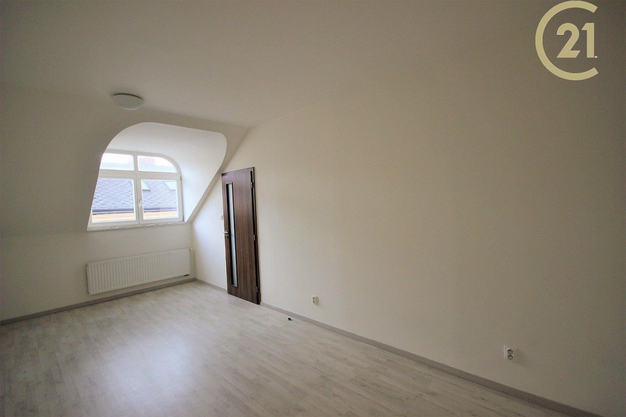 Pronájem byt 1+1 - Poštovní, Moravská Ostrava, Ostrava, 42 m²