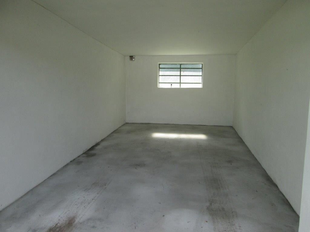 Garáže, Týnec nad Sázavou, 257 41