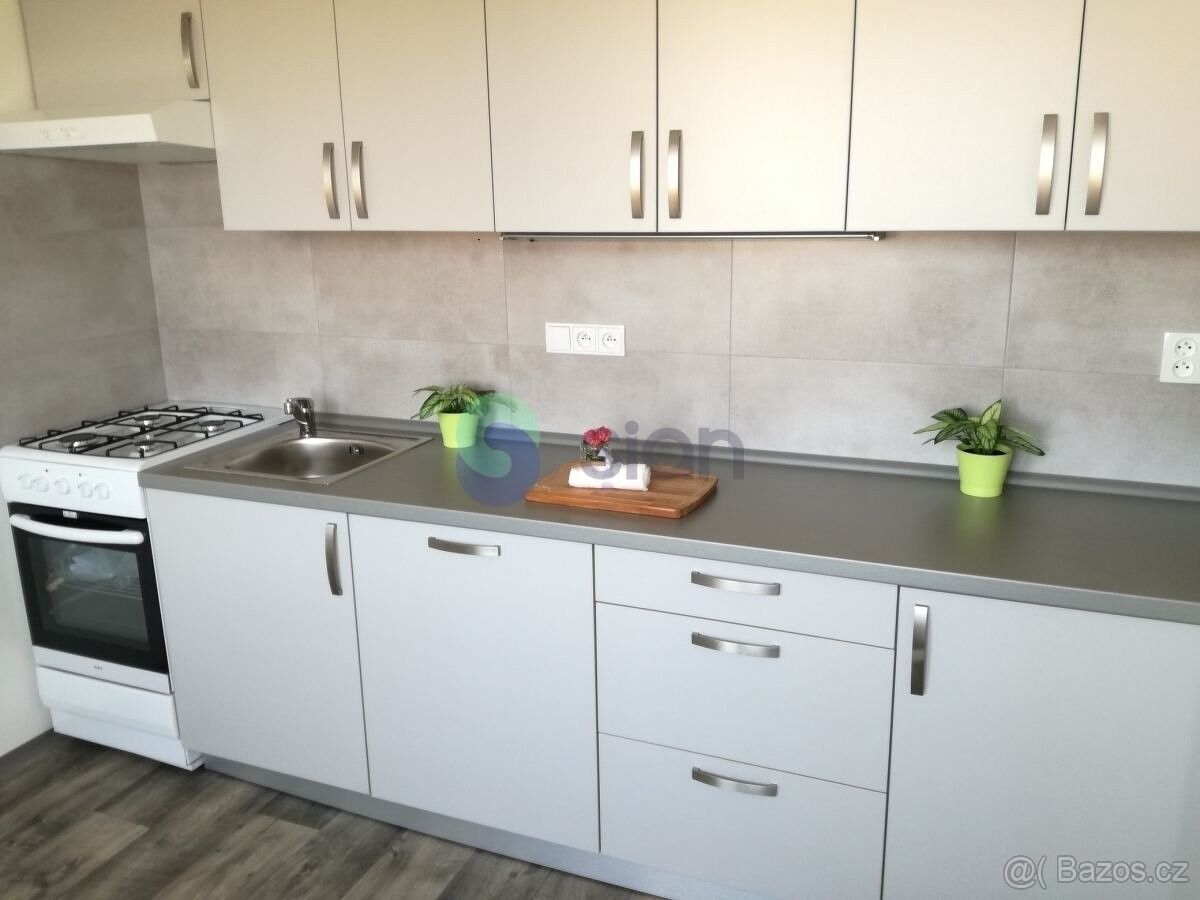 Byty, Ostrava, 700 30