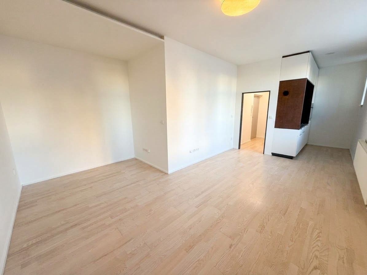 1+kk, Vlhká, Brno - Trnitá, Jihomoravský kraj, 34 m² - 2
