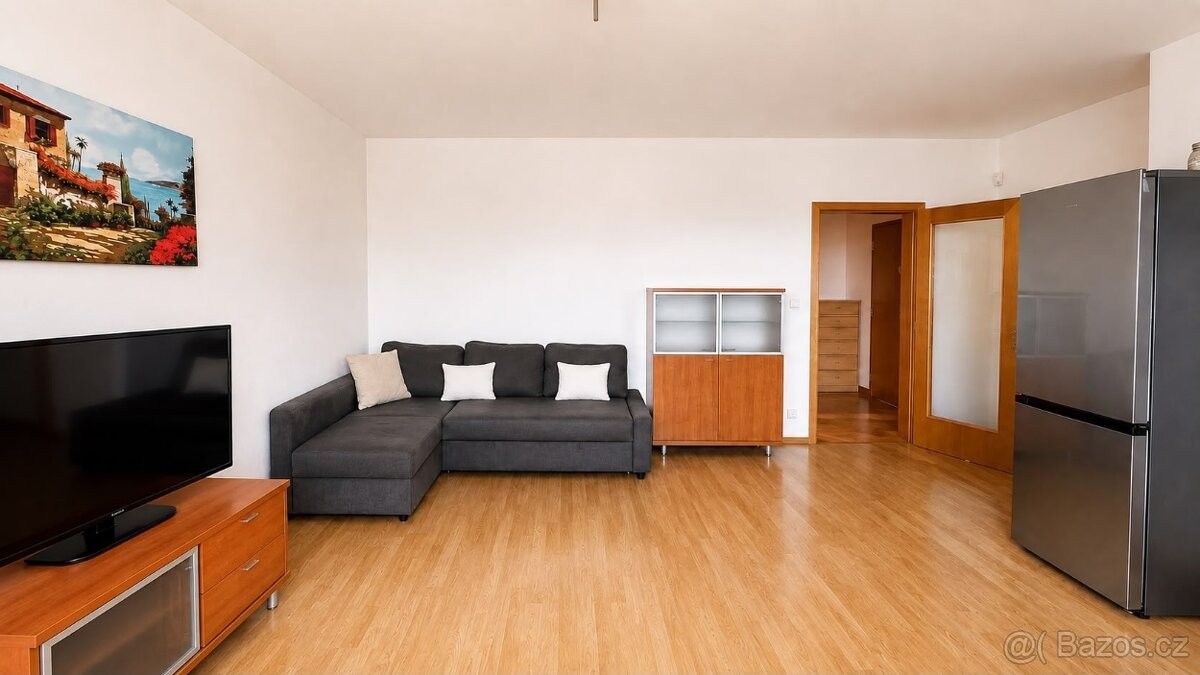 Byt · Praha, 106 00 - 3