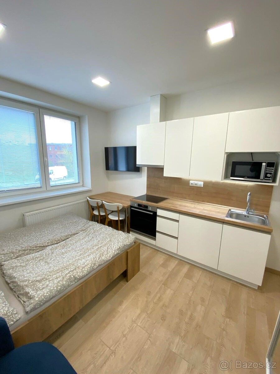 Pronájem byt - Zlín, 760 01