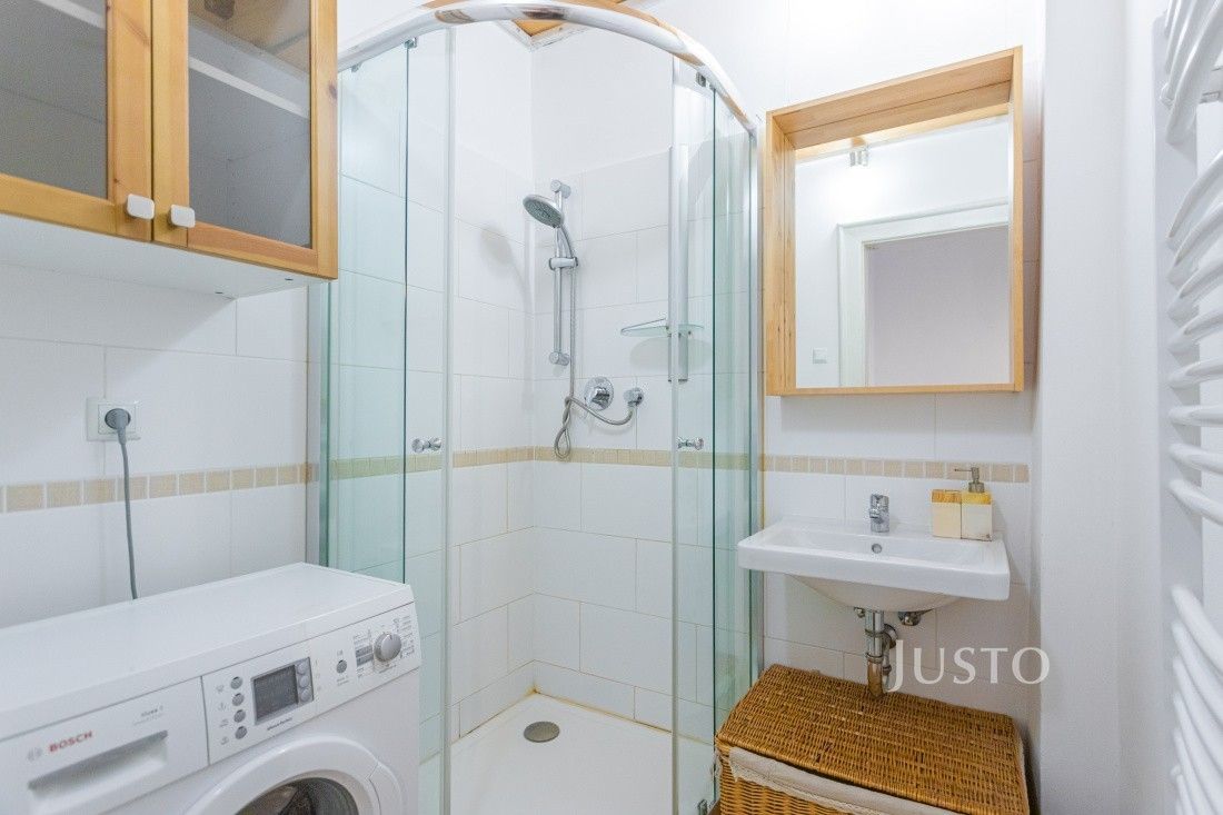 Pronájem byt 2+kk - Krokova 778, Praha, 40 m²