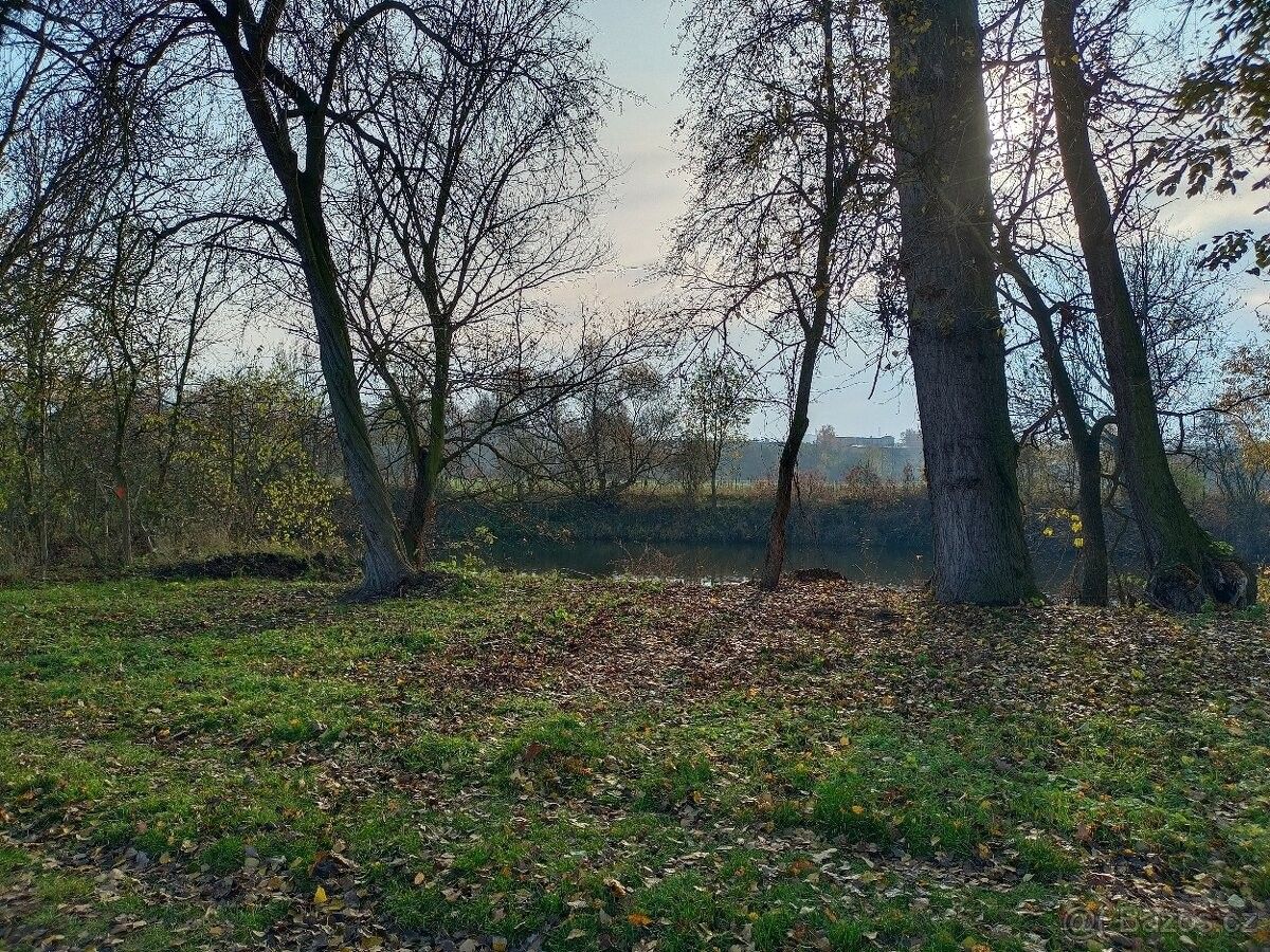 Prodej pozemek pro bydlení - Louny, 440 01