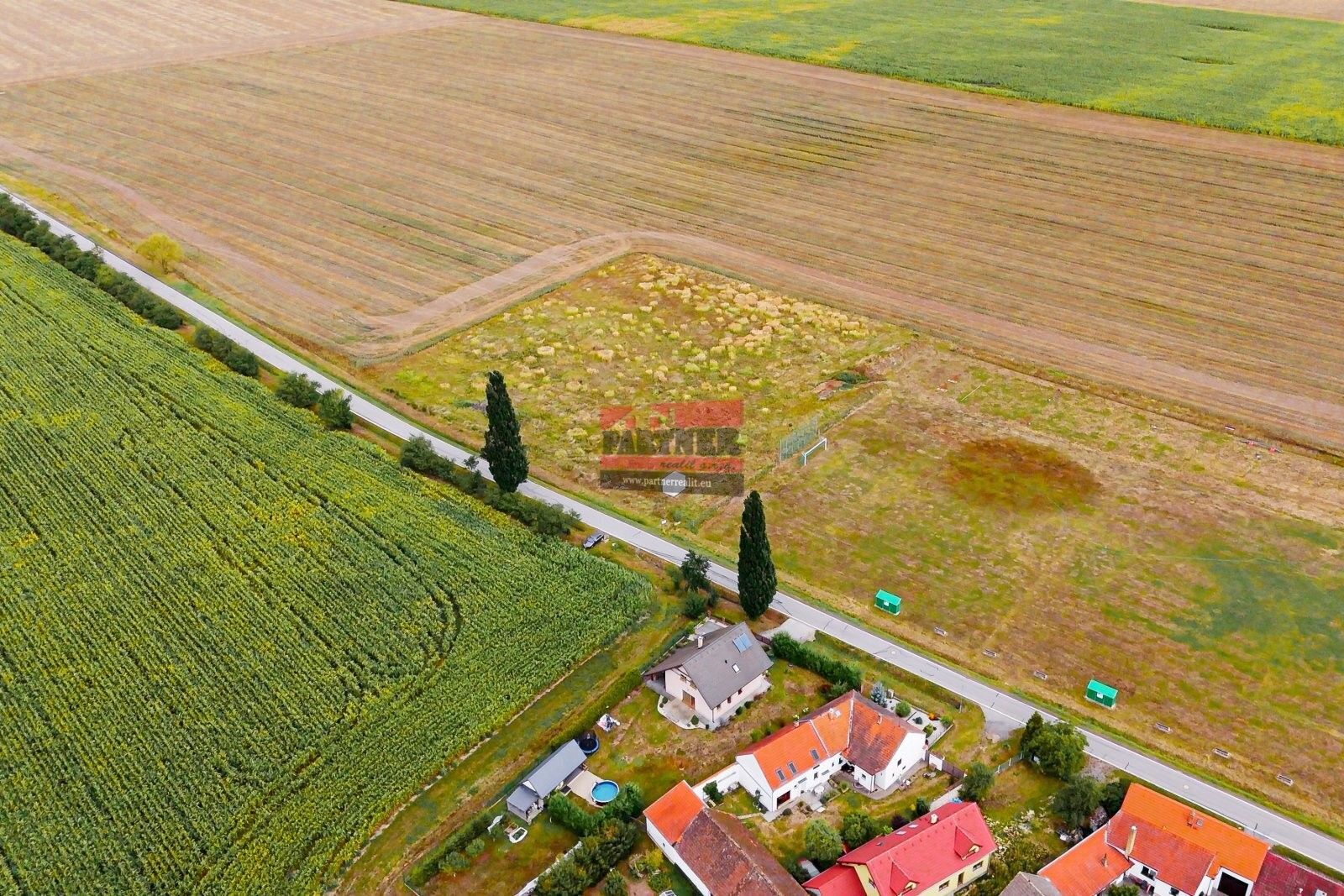 Prodej komerční pozemek - Pištín, 8 237 m² - 5