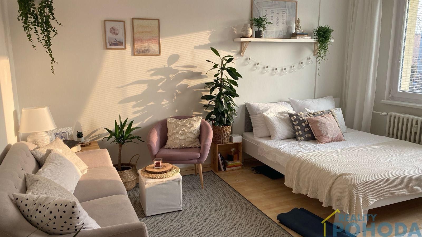 1+1, V Peklovcích, Vysoké Mýto, 37 m²