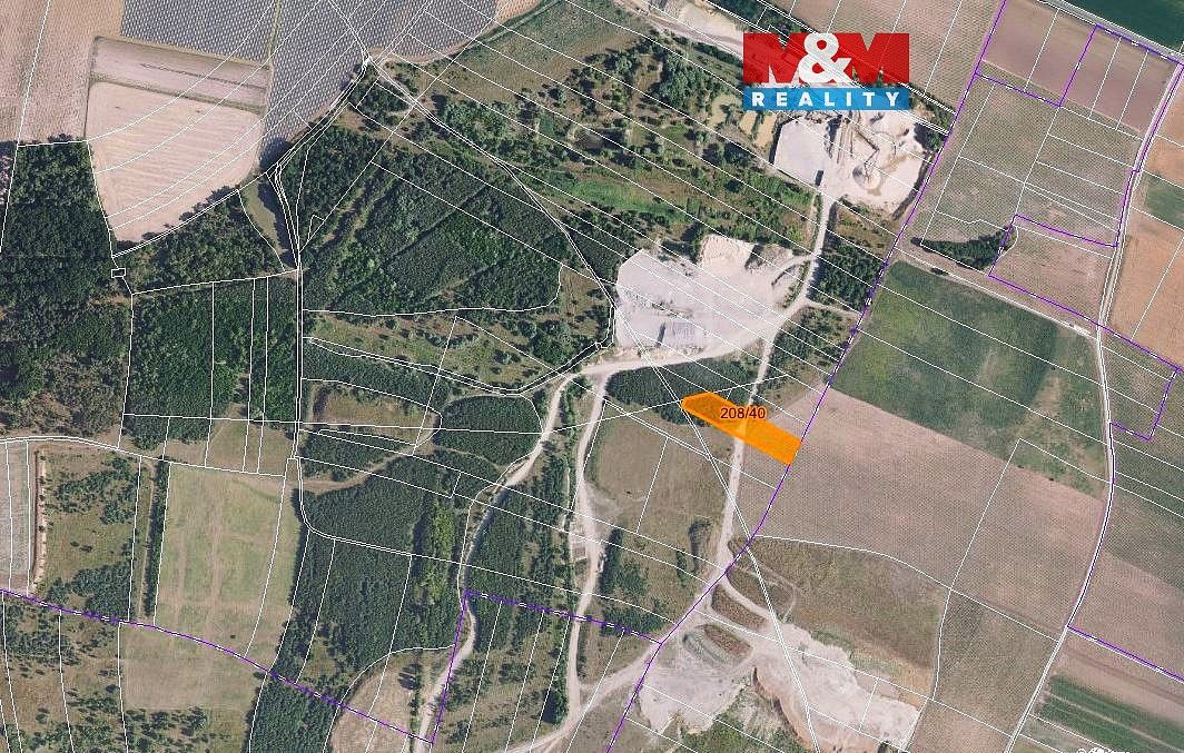 Zemědělské pozemky, Hostín u Vojkovic, okres Mělník, Středočeský kraj - 1