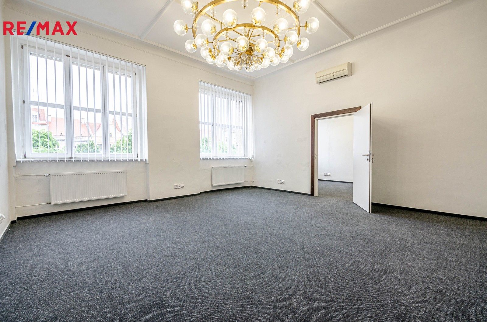 Kanceláře, Mírové náměstí, Louny, 31 m²