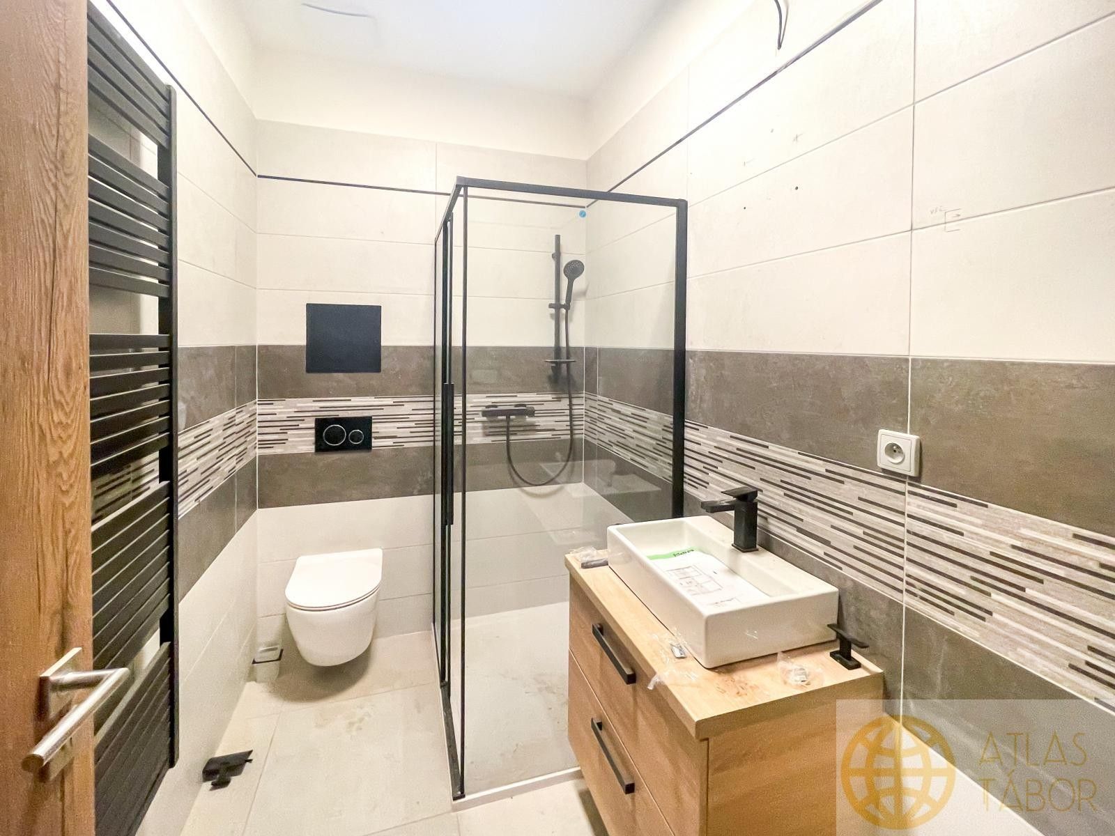 Pronájem byt 1+kk - Kpt. Jaroše, Tábor, 33 m²