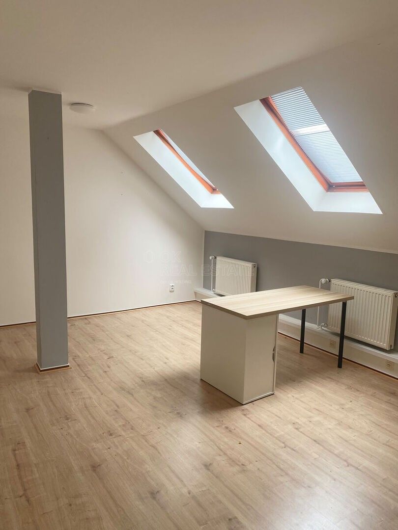 Kanceláře, Hlavní, Brno, 22 m²