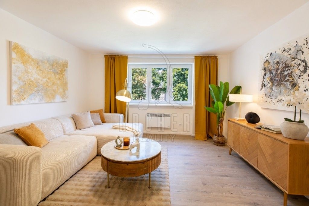 Prodej byt 3+1 - Na Spořilově, Benešov, 76 m²