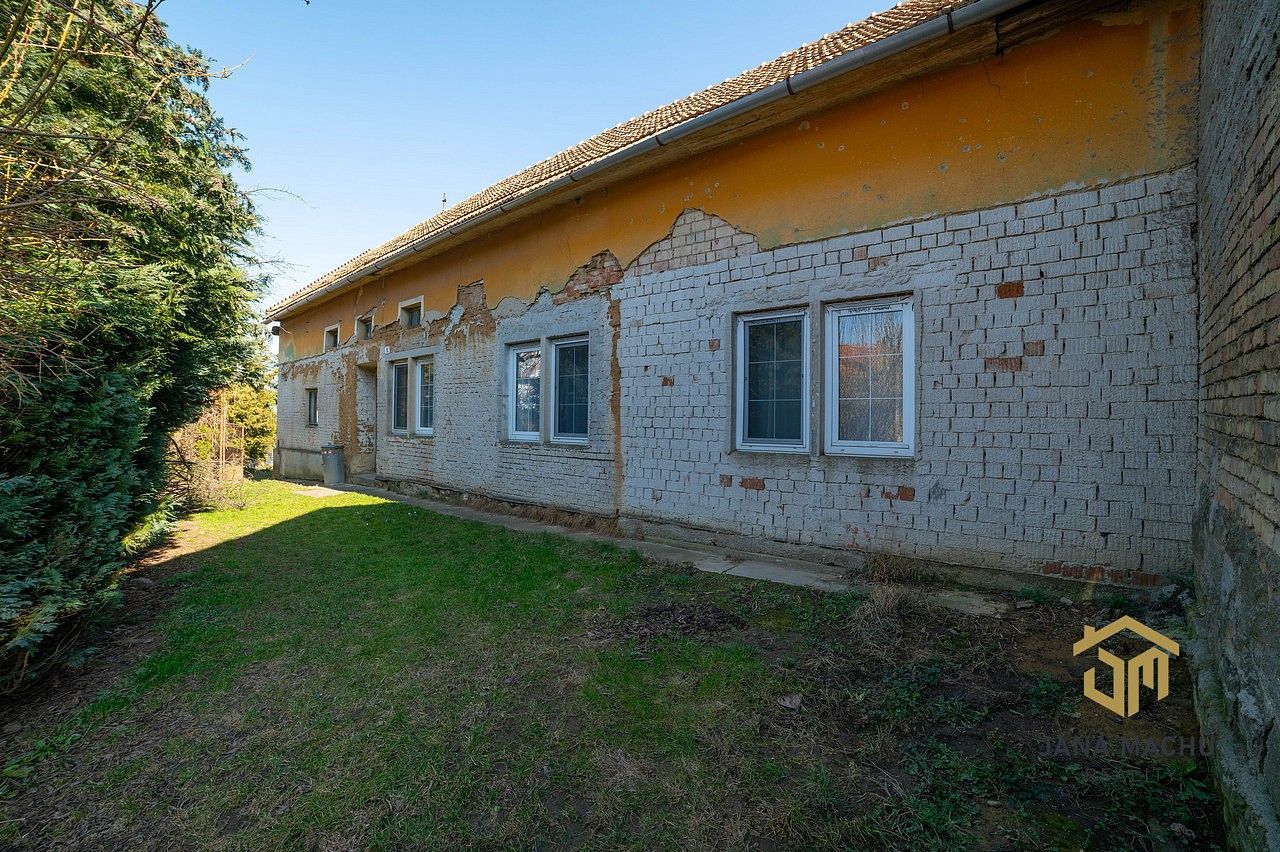 Rodinné domy, Kostelany - Lhotka, okres Kroměříž, 90 m² - 1