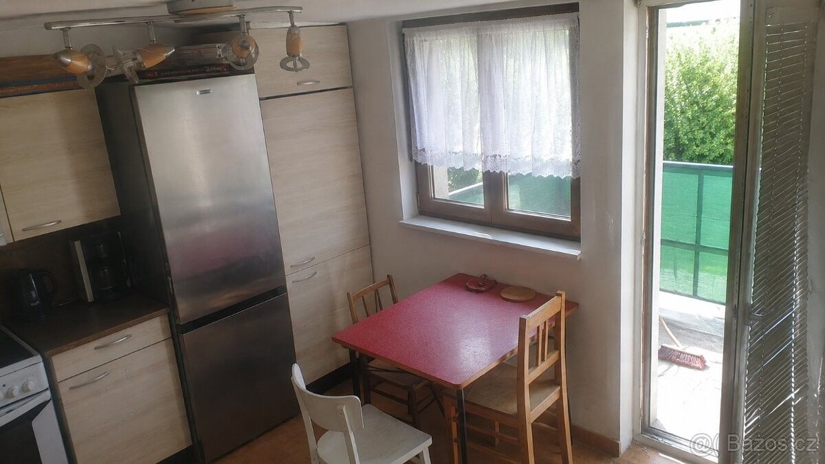 Chata · Lužice u Hodonína, 696 18 - 3