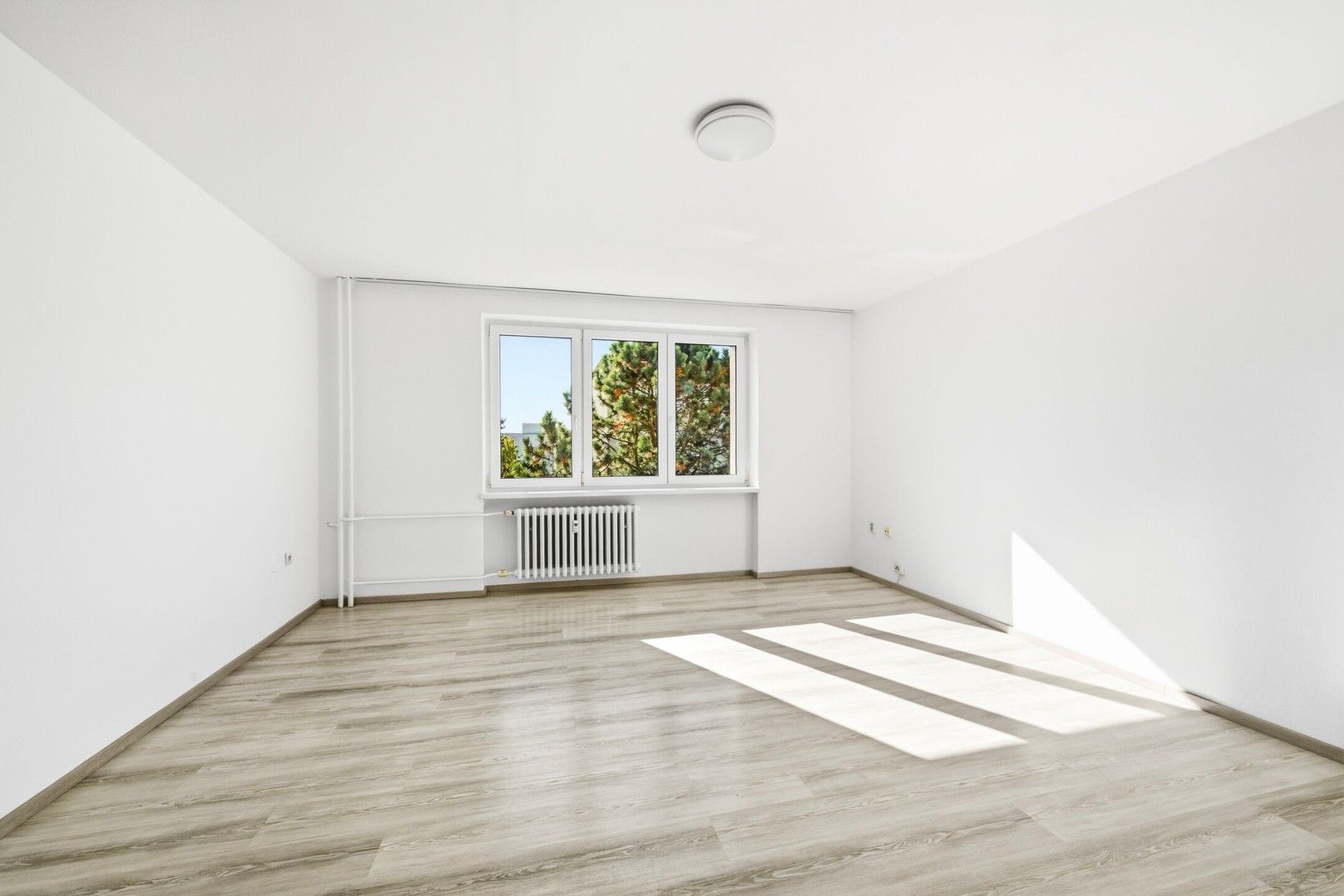 3+1, Pecháčkova 957, Plzeň Skvrňany, 71 m² - 1