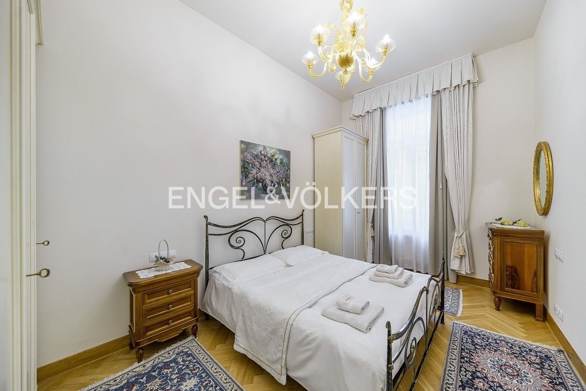 Pronájem byt 3+kk - Italská 615, Praha Vinohrady, 110 m² - 5