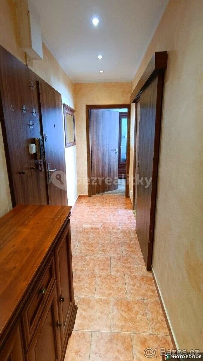 Pronájem byt - Bukovany, 779 00