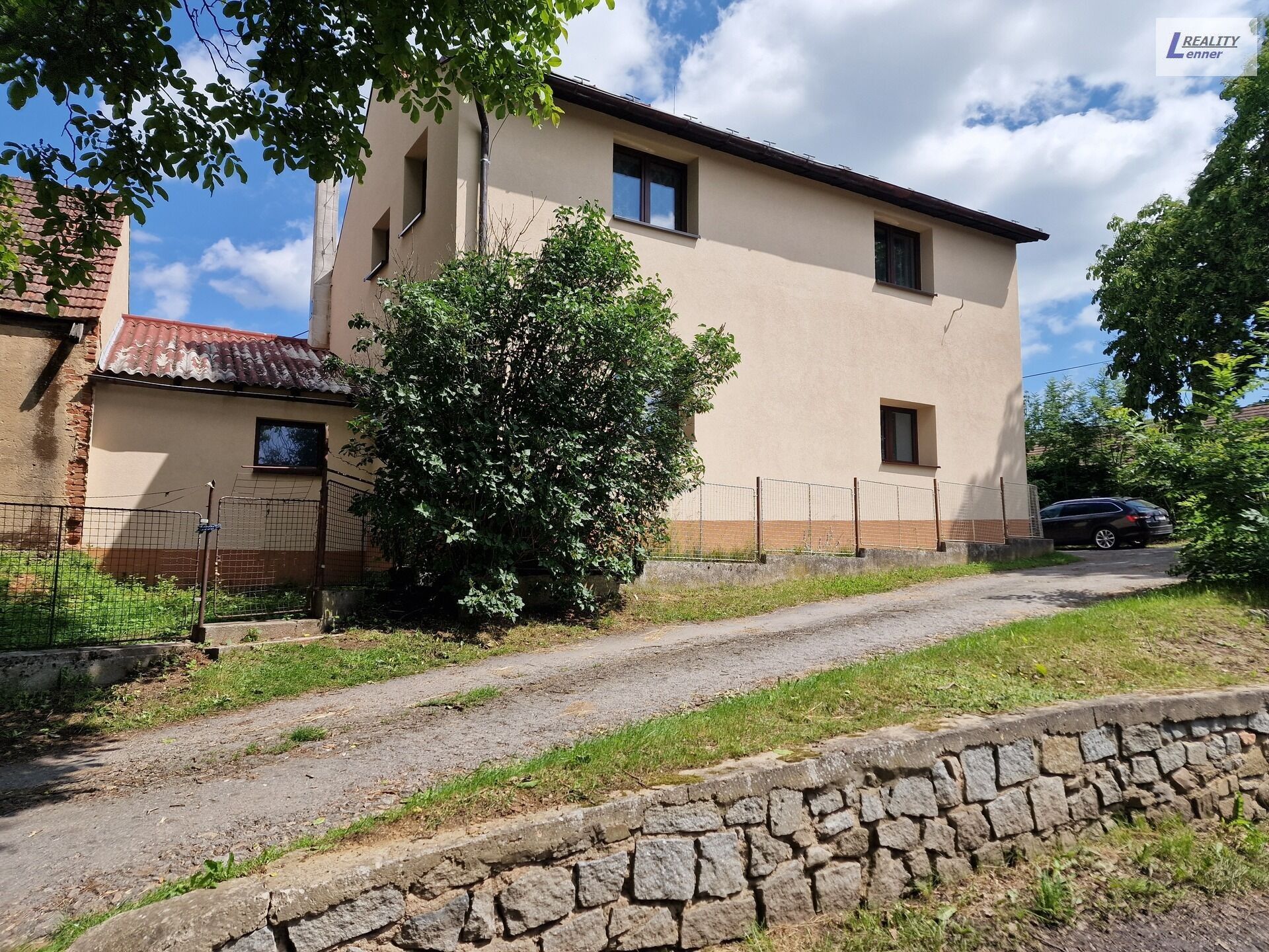 Prodej rodinný dům - Klučenice, 137 m²