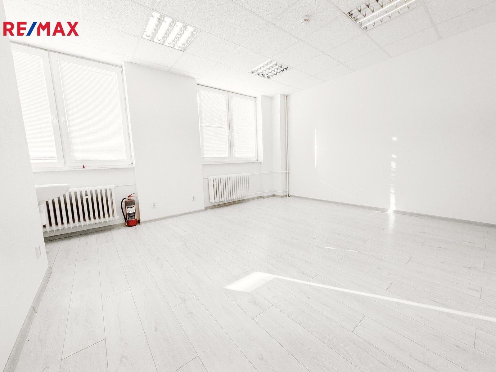 Pronájem obchodní prostory - Lidická, Havířov, 20 m²