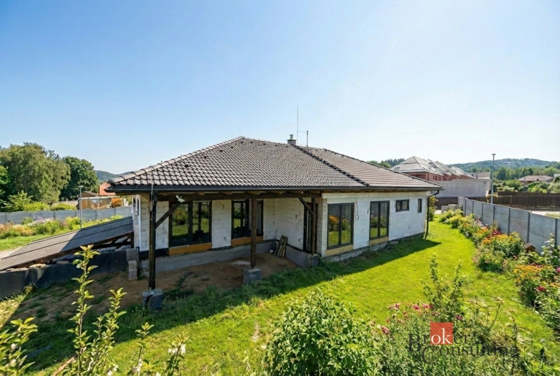 Rodinný dům · 196 m² · Nad Hájovnou, Loket - 3