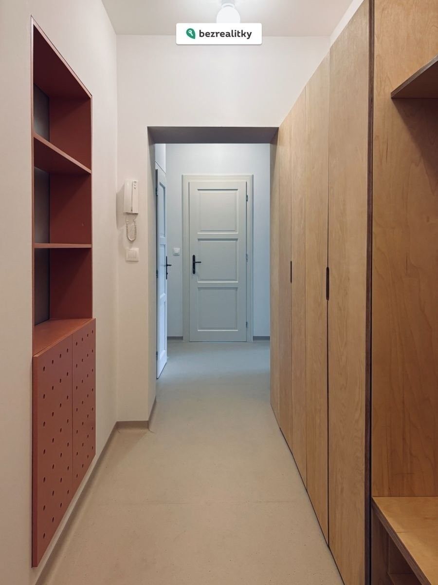 Prodej byt 3+kk - Šternberkova, Praha, 72 m²