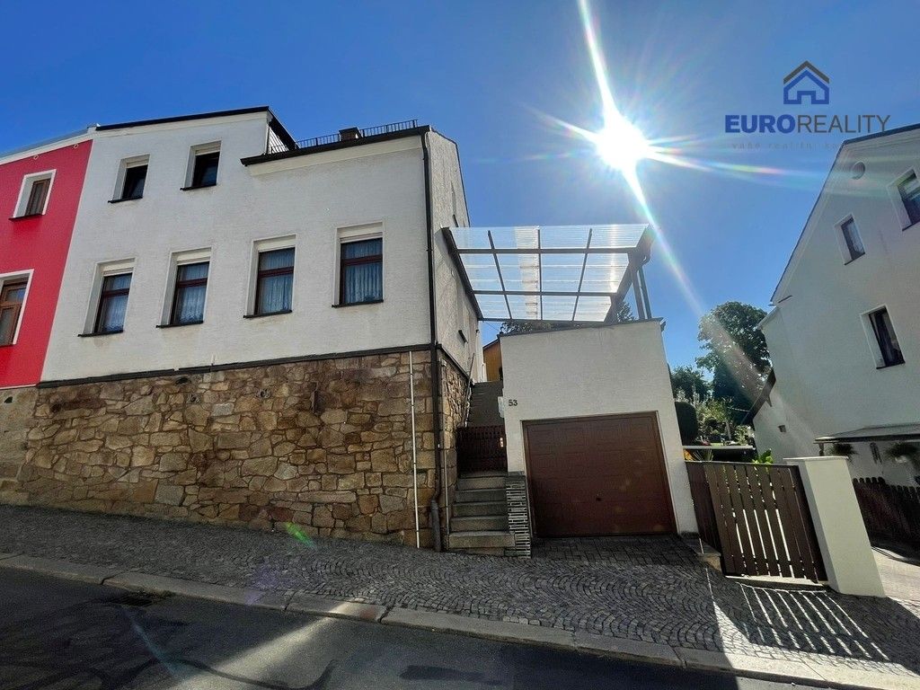 Rodinné domy, 987 66, Zahraničí