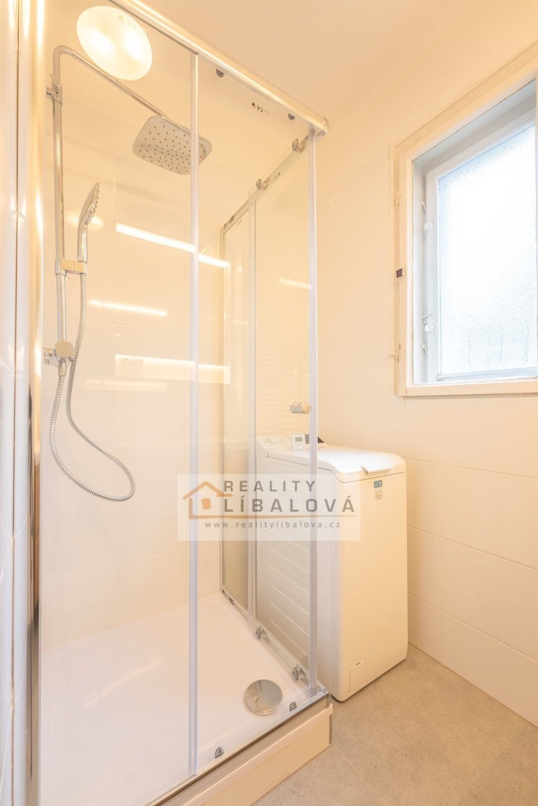 Pronájem byt 2+1 - Gočárova, Ústí nad Labem, 61 m²