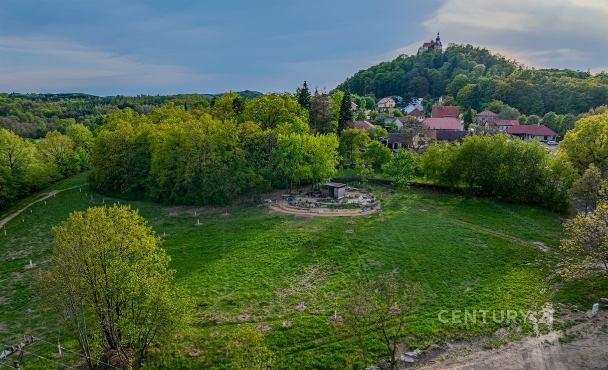 Pozemky pro bydlení, Vysoký Chlumec - 1