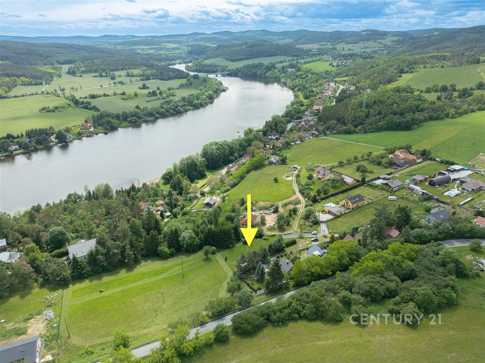 Pozemek pro bydlení, 957 m²