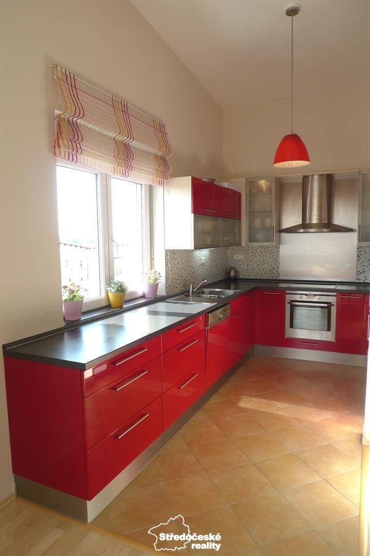 Pronájem byt 4+kk - Holubí, Praha, 234 m²