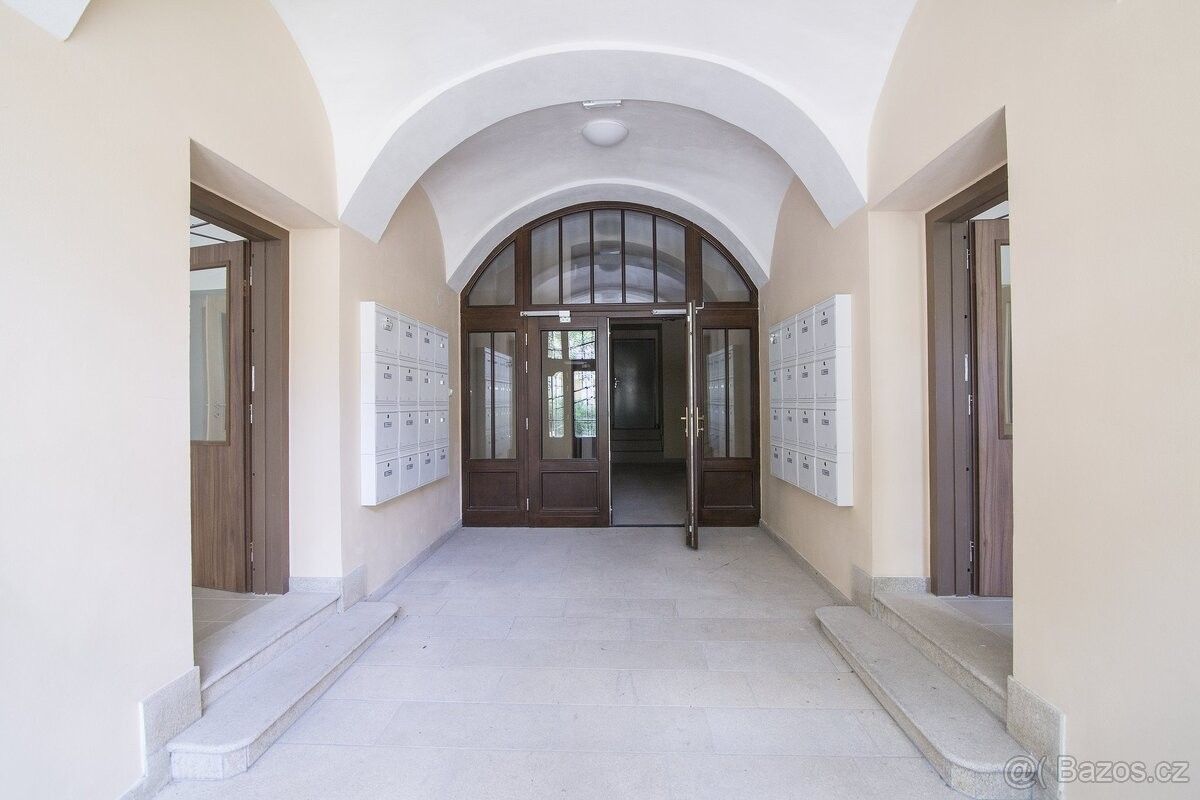 Prodej kancelář - Mariánské Lázně, 353 01