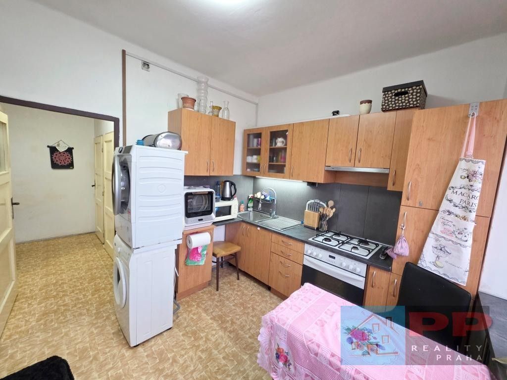 Prodej byt 1+1 - Ruská, Praha, 41 m²