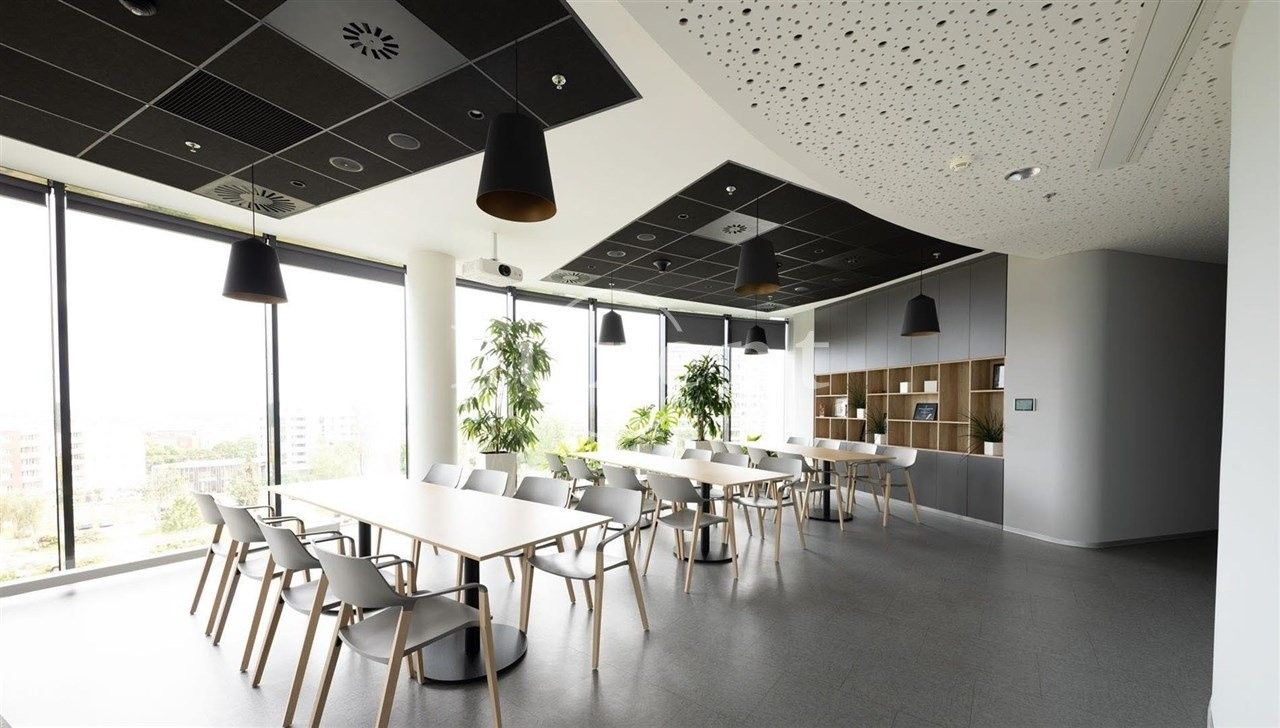 Kancelář · 902 m² · Jihlavská  , Praha Michle - 3