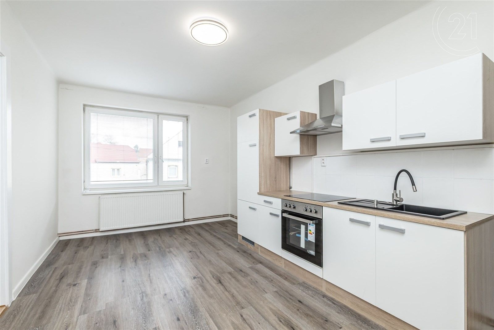 1+1, nám. Václavské, Čistá, 43 m²