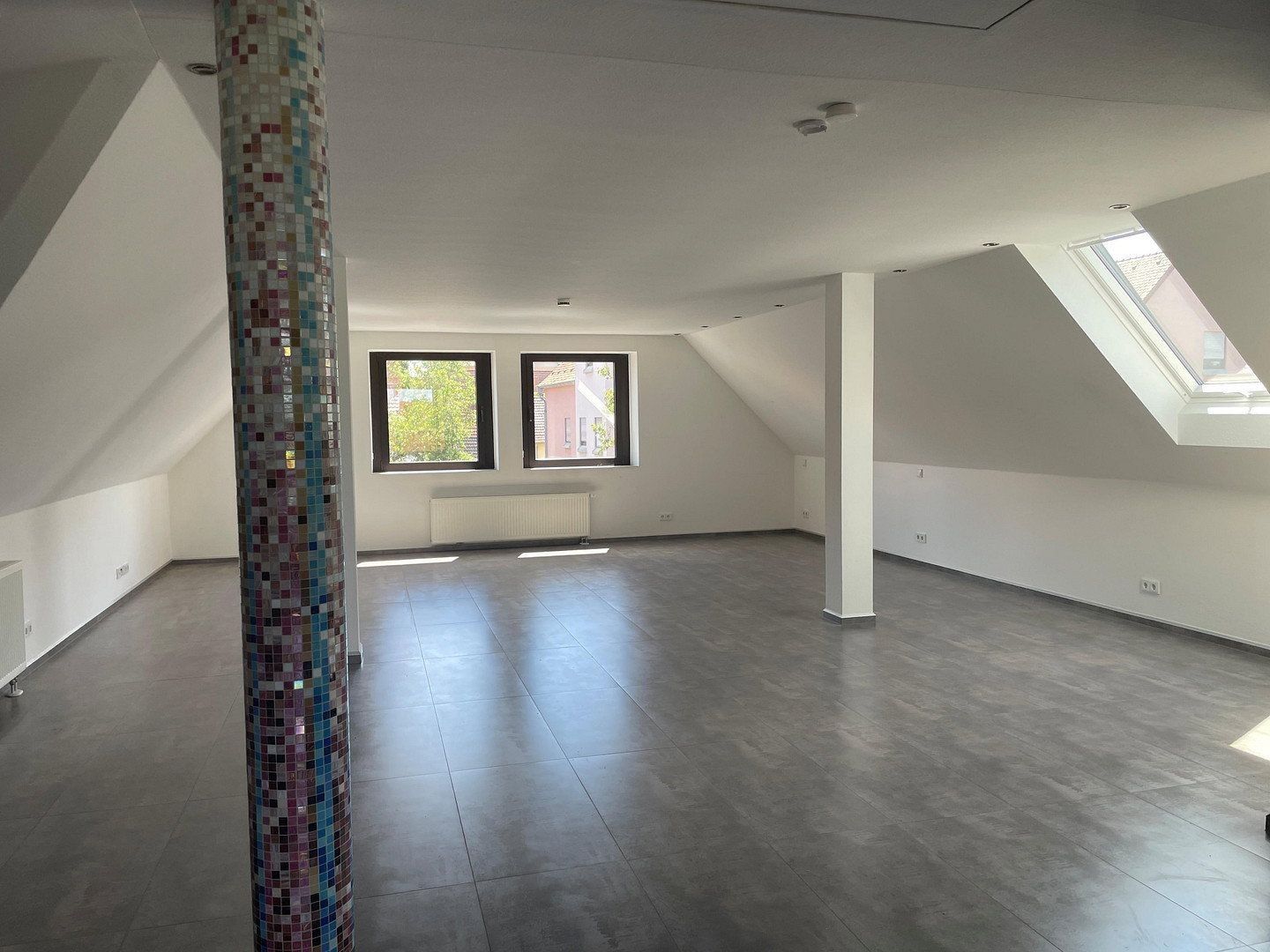 1+1, , Bádensko-Württembersko, 106 m² - 1