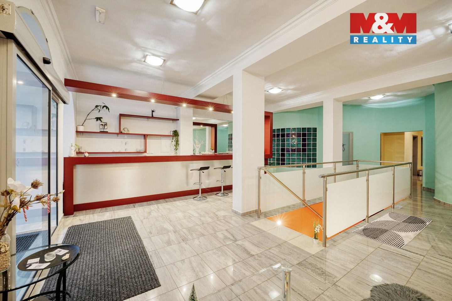 Pronájem obchodní prostory - Pod Všemi svatými, Plzeň, 12 m²