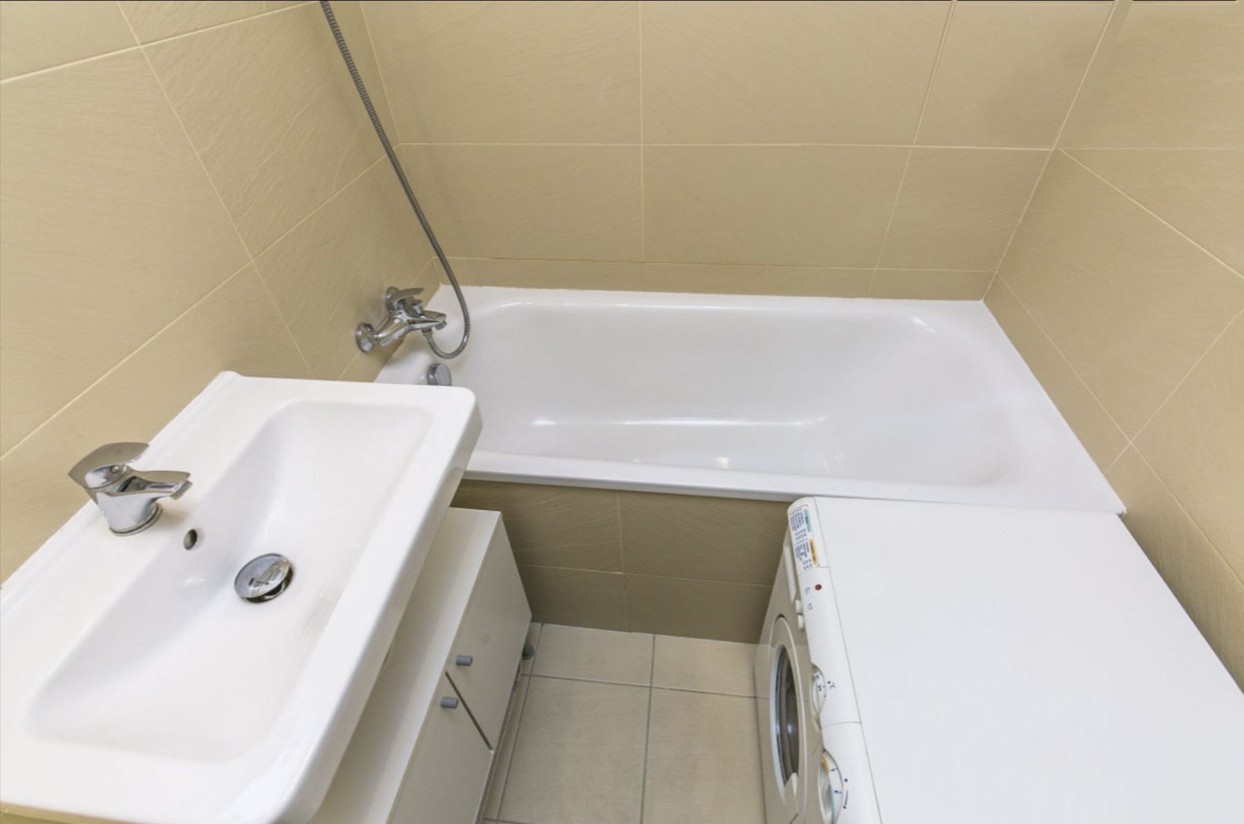 Pronájem byt 1+1 - Na Vrcholu, Praha - Žižkov, 36 m² - 5