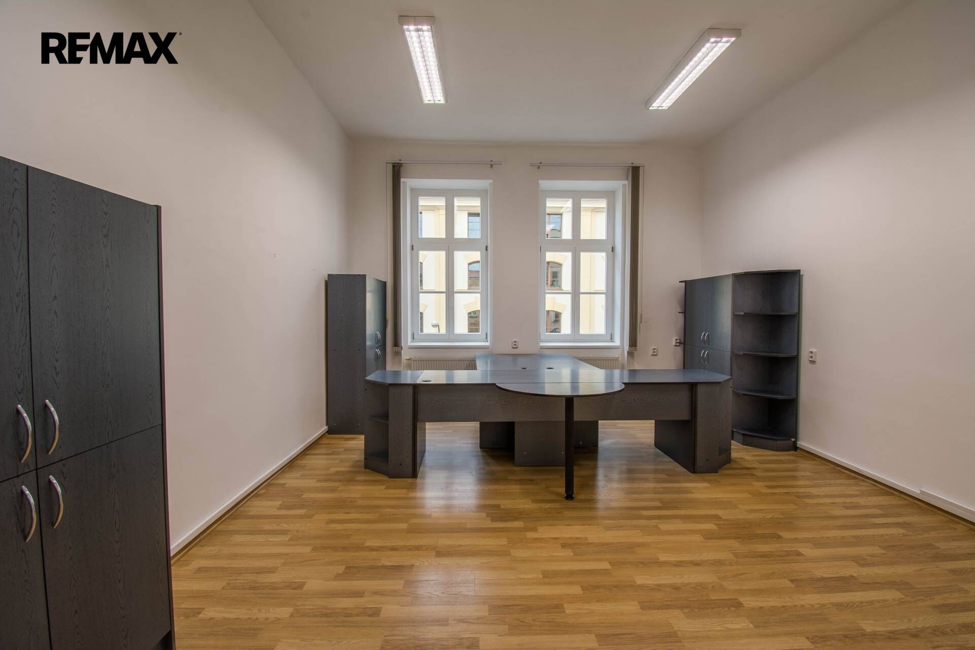 Kanceláře, Československé armády 383, Hradec Králové, 61 m² - 2