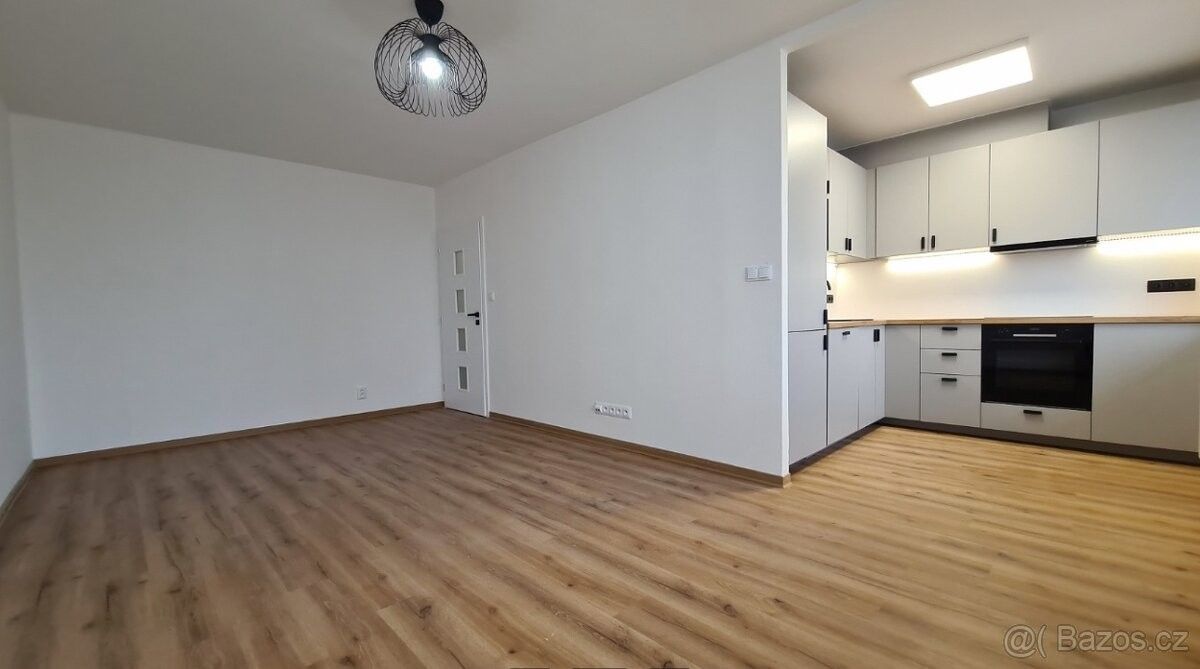Pronájem byt - Nymburk, 288 02