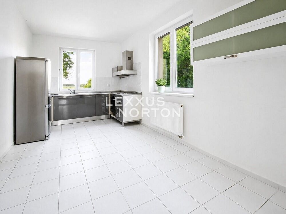 Rodinný dům · 300 m² · Praha - Nebušice, okres Praha 6, Hlavní město Praha - 4