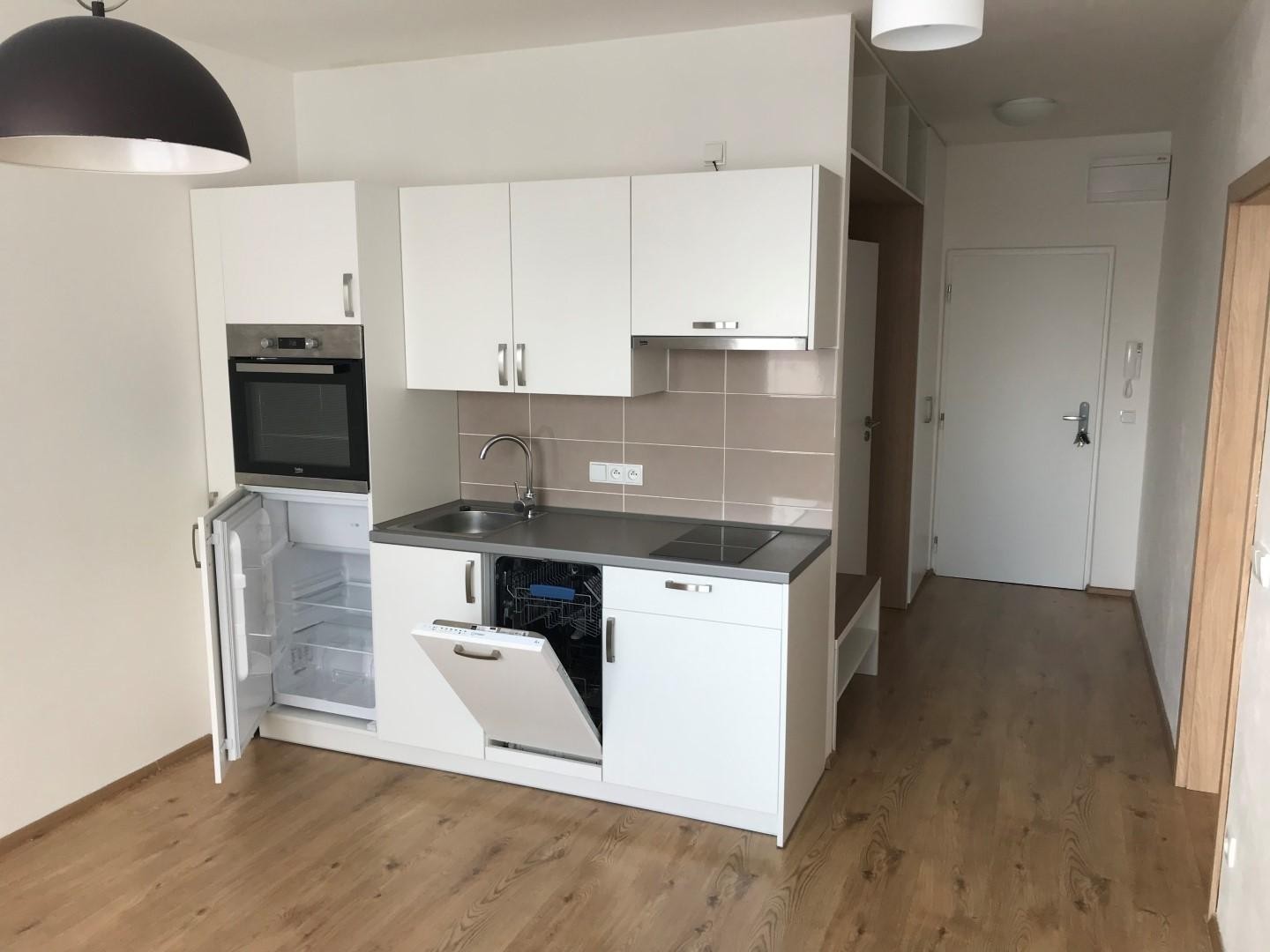 Pronájem byt 2+kk - Pardubice I, Pardubice, 45 m² - 2